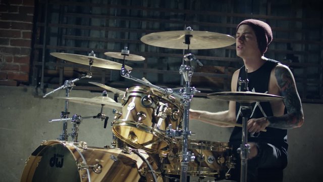 Hos Down (feat. Rick Graham & Luke Holland)