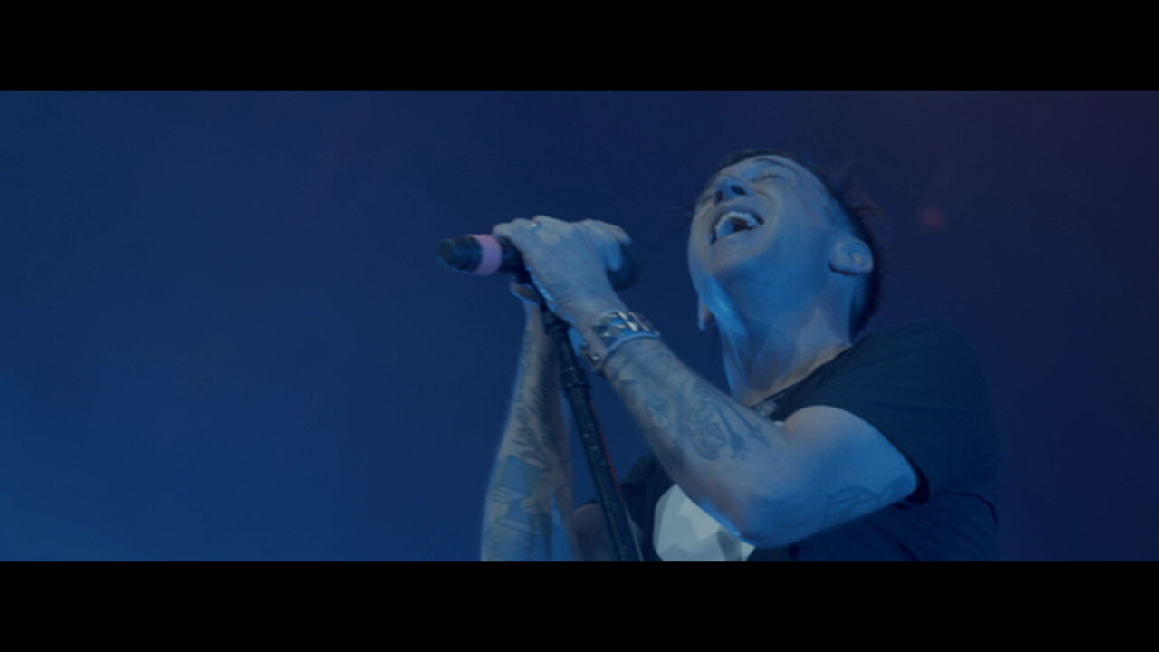 Surrender (Live at Festhalle Frankfurt, 2022)