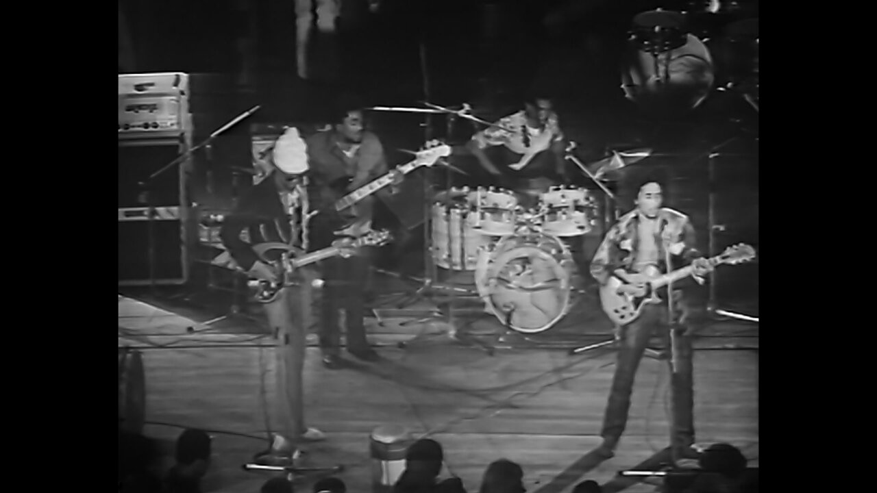 Stop That Train (Live From The Sundown Theatre, Edmonton / 1973)