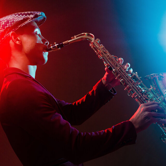 Swing Reflections: Soulful Jazz Melodies for Nostalgic Bliss