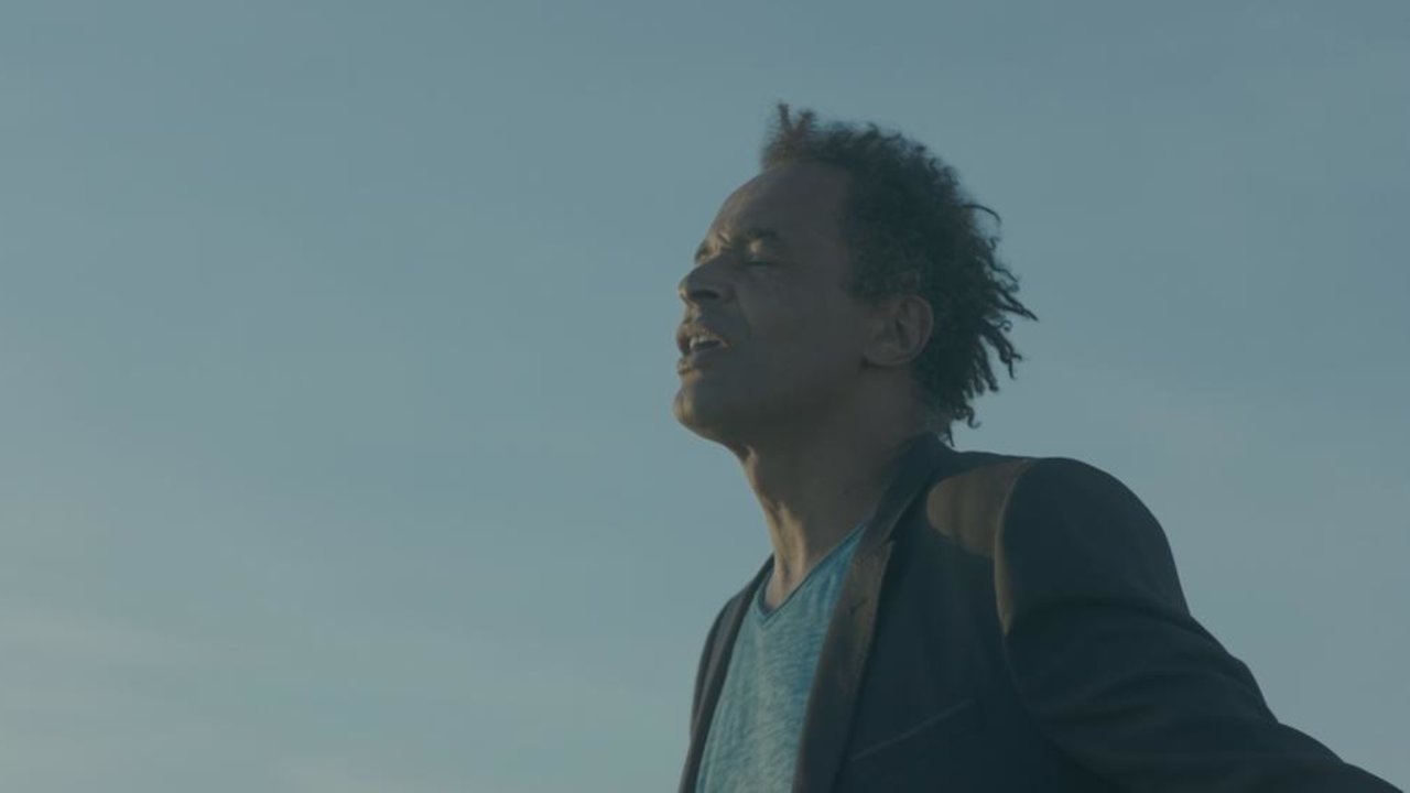 On court (Clip officiel)