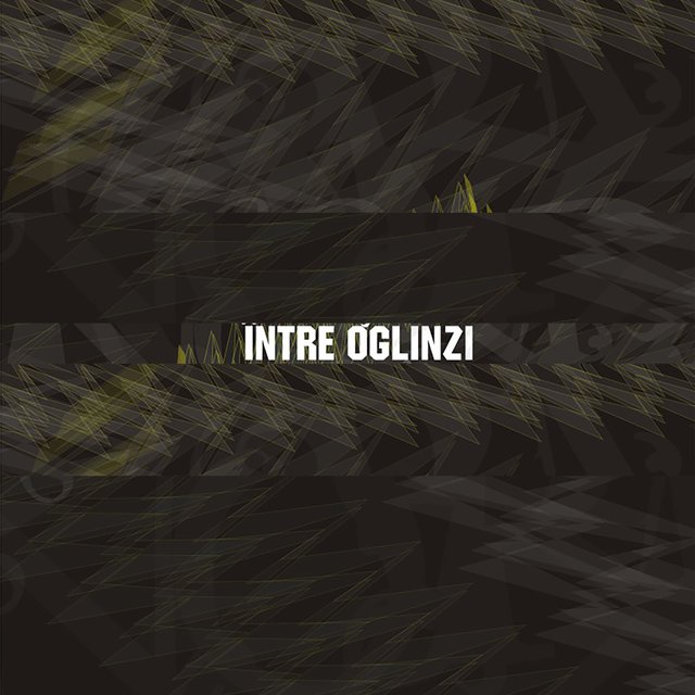 Între Oglinzi