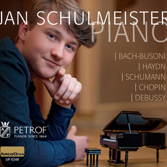 Piano: Bach-Busoni / Haydn / Schumann / Chopin / Debussy