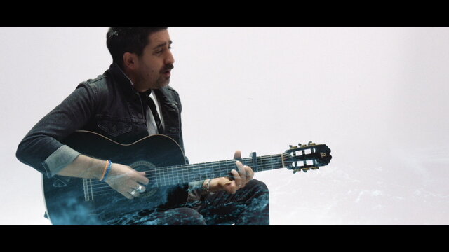 Siete mares (Lyric Video)