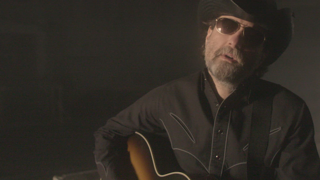 She's a Country Music Fan (Official Music Video)