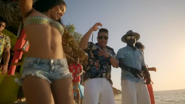 Bailalo Conmigo