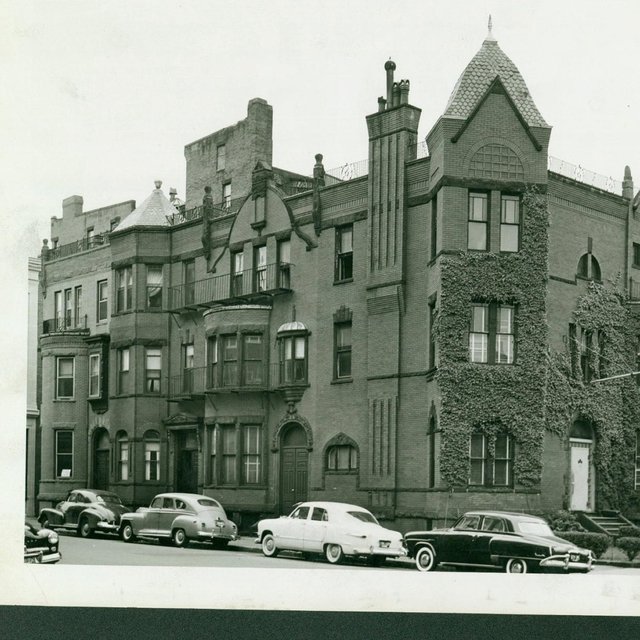 Schillinger House II