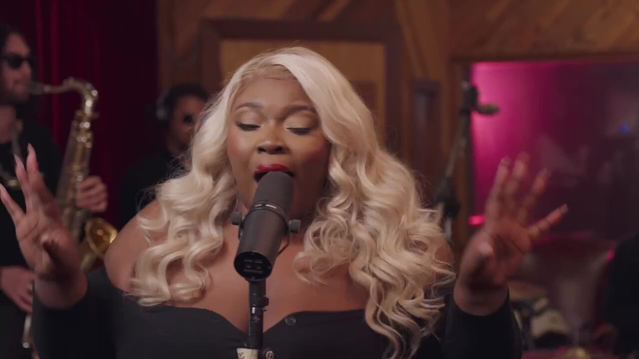 Hustle Hard (feat. Heaping Teaspoon) (Live at 4th Street Recording Studio )