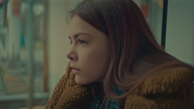 Clandestina (feat. Emma Peters)