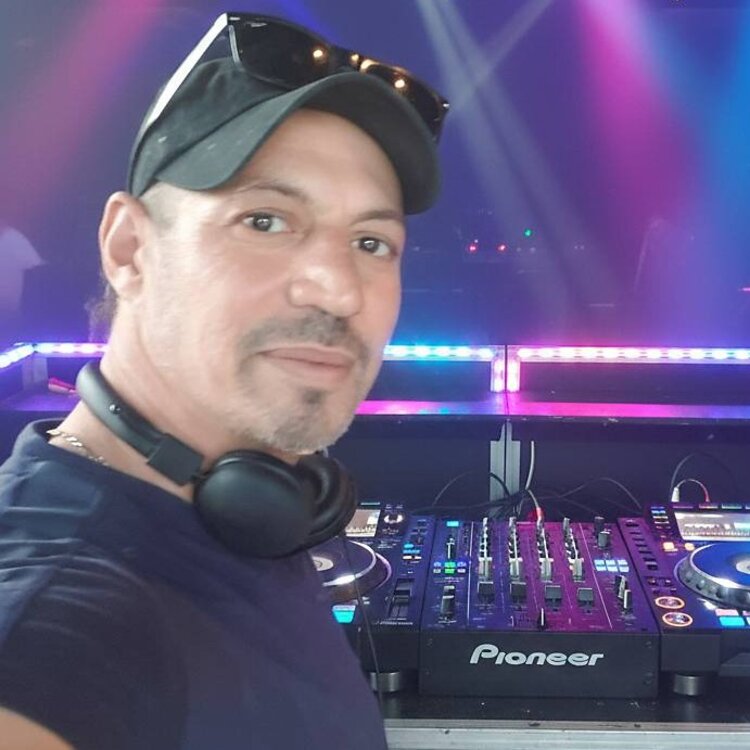 Dj Ramd Dj Ramzi on TIDAL