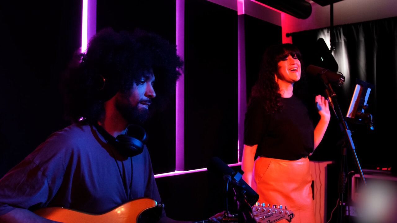 Crazy In Love (Live Cover)