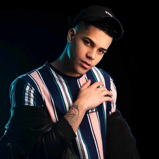 Un yoe mi peluche (feat. mister j owen one)