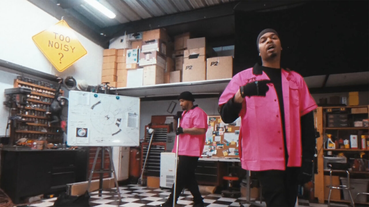 Pinky (Official Music Video)