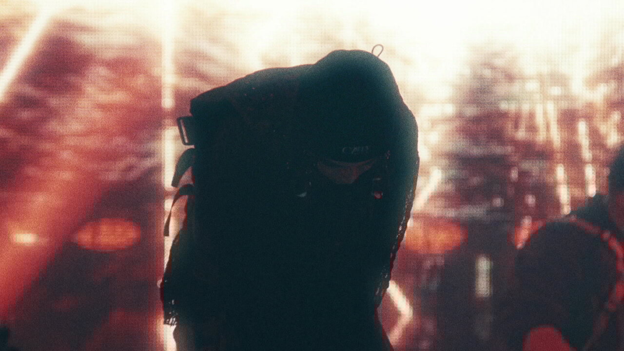 dead2me. [Live]