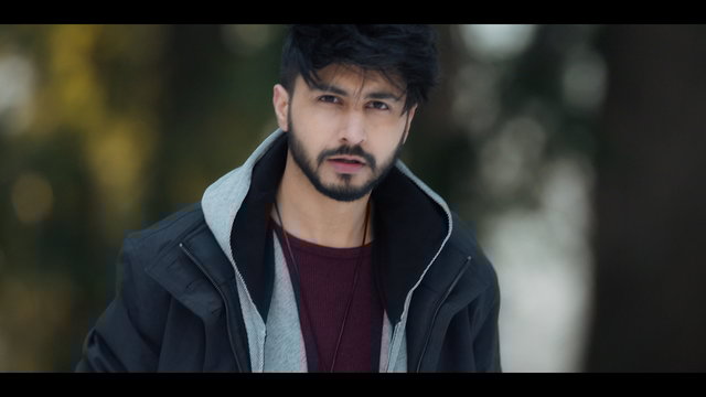 Main Janu Na (Lyric Video)
