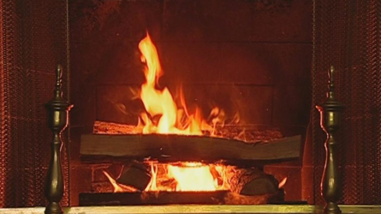 We Three Kings Of Orient Are (Yule Log Version)