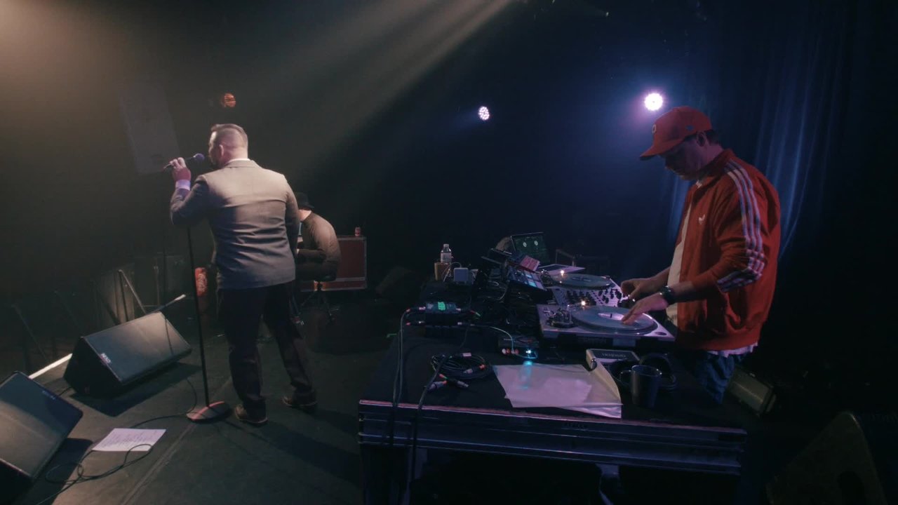 Otis Stacks - Sorry [Official Live Video]