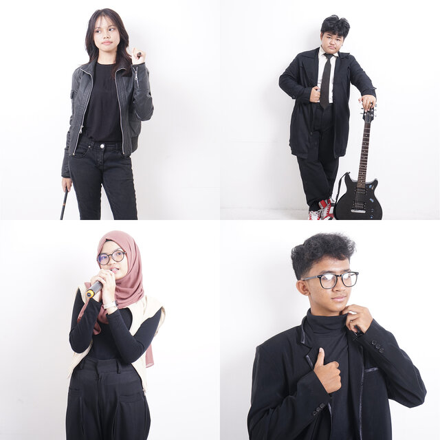 Menanti Disini