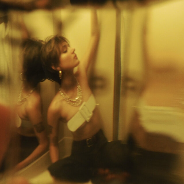 Miss Independent / Adorn