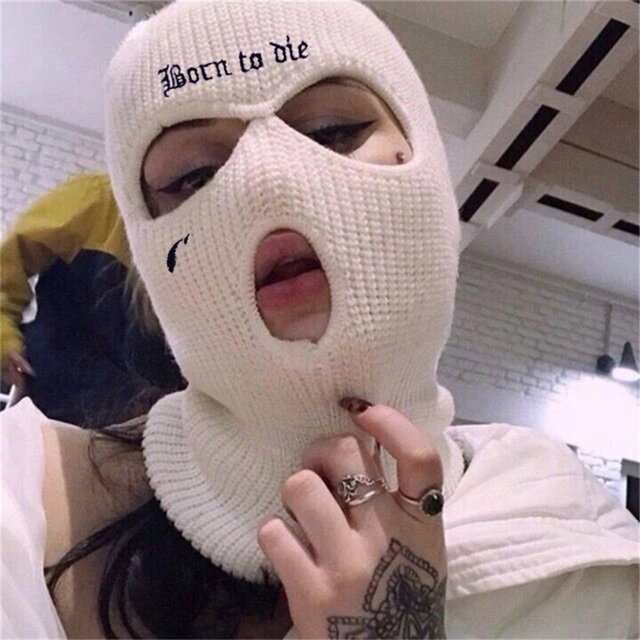 Ela Faz
