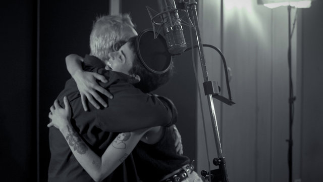 Quiero Regalarte Mi Amor (feat. Zoe Gotusso) (Official Video)