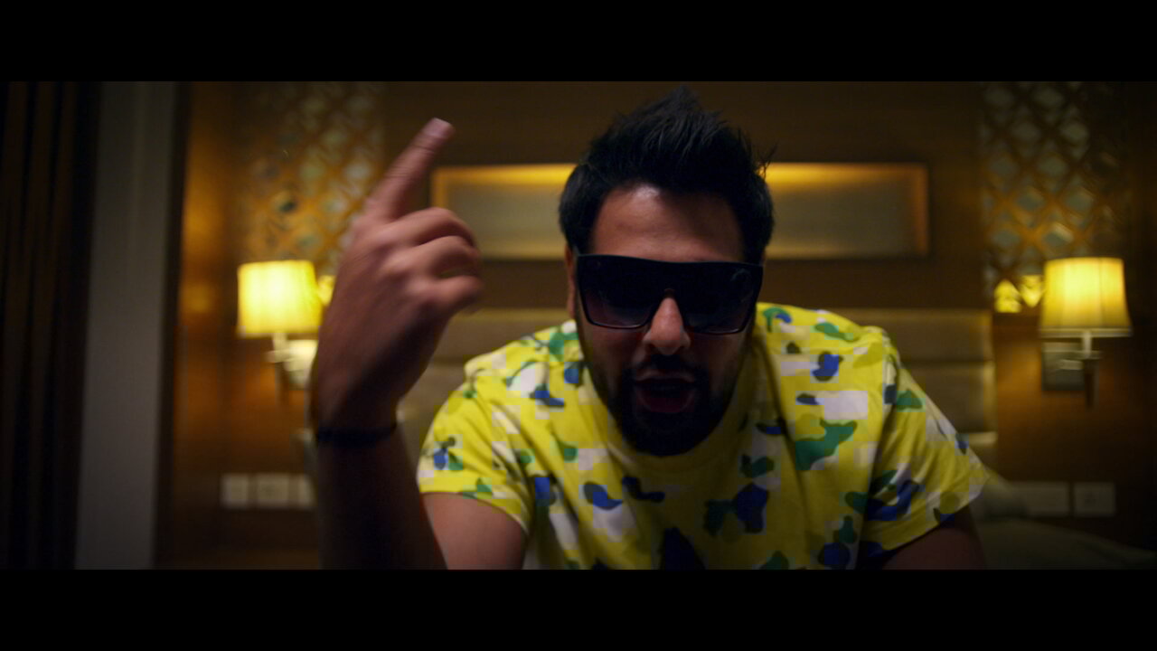 Chull (feat. Badshah)