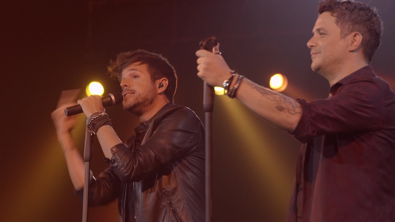 En compares. Шинейд о коннор nothing. Nothing compares to you шинейд о коннор. Compare and contrast two photos. En compares.