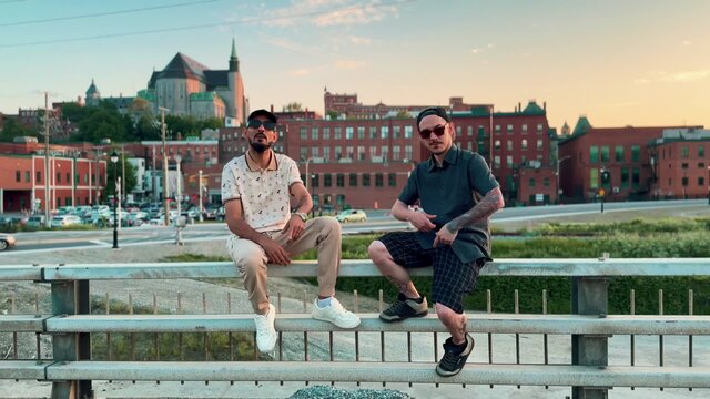  YOMMA  (feat. Réverb'R)
