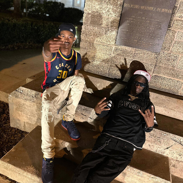 RockOut (feat. Seu Lo Slug)