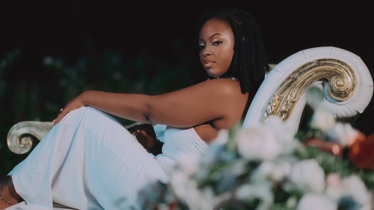 Tesa (Lyric Video)