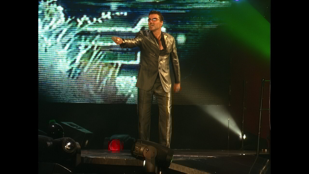 Last Christmas (Live at Wembley Arena, 17th December 2006)