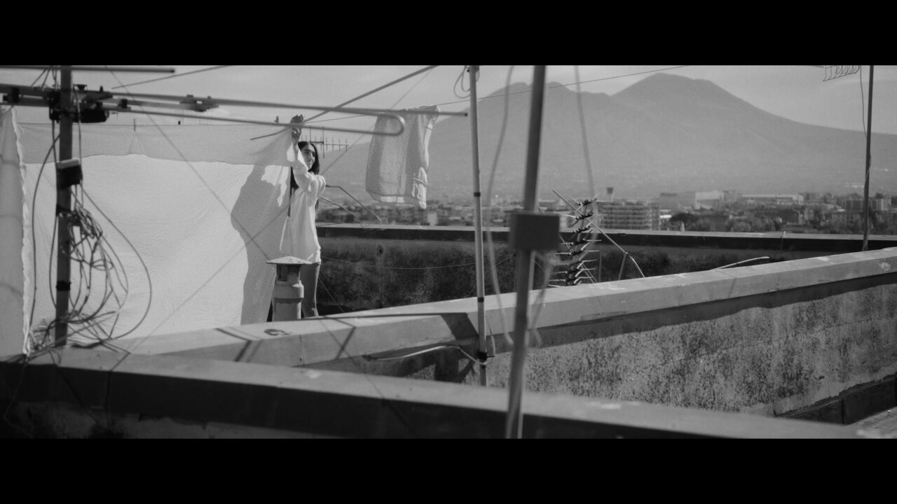 NUVOLE (Official Visual Video)