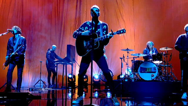 Coming Back To Me Good (LIVE - The Jonathan Ross Show)