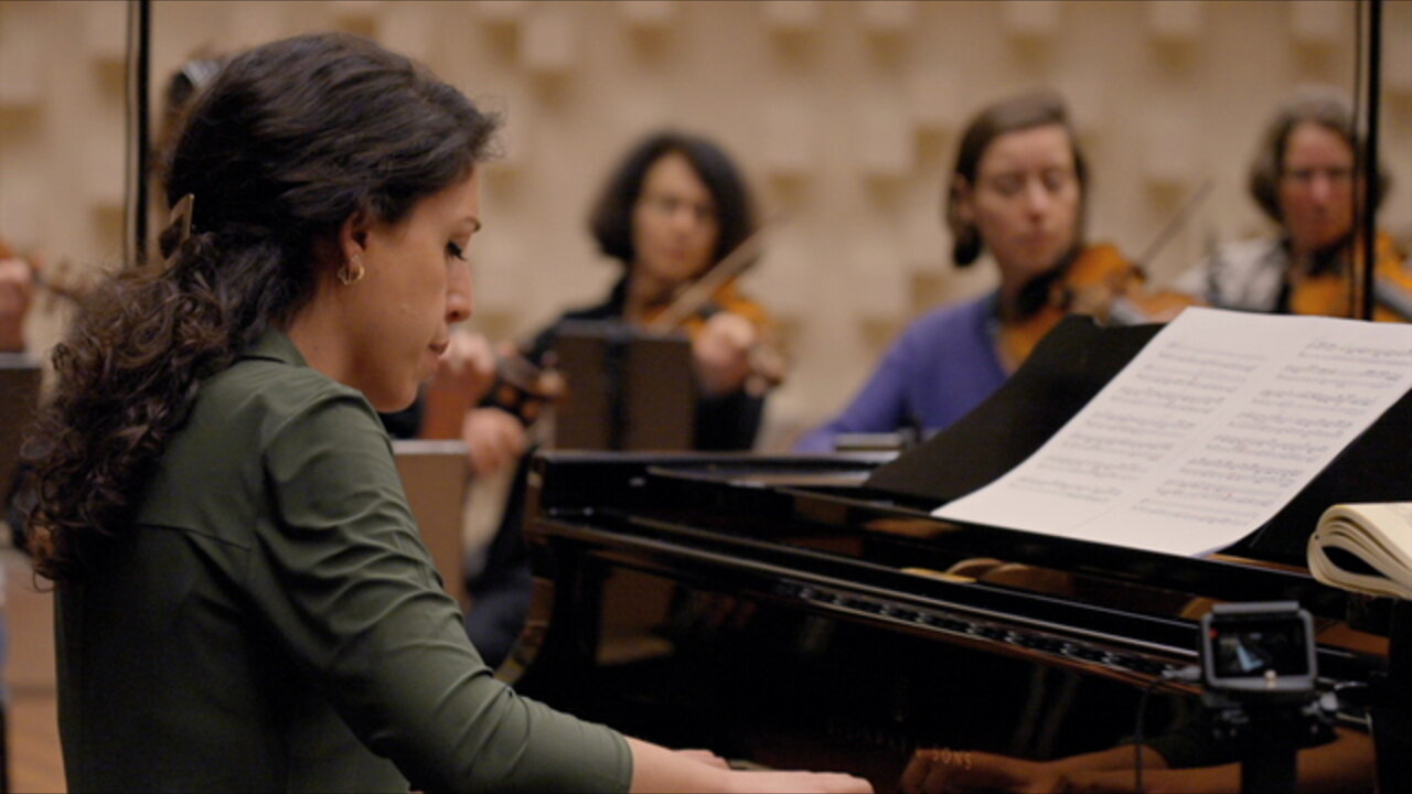 Bach, JS: Keyboard Concerto No. 3 in D Major, BWV 1054: II. Adagio e piano sempre