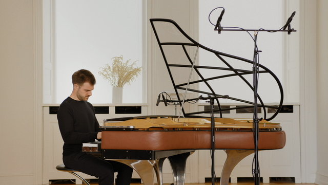 Sonata Fragment (Beethoven redesigned)
