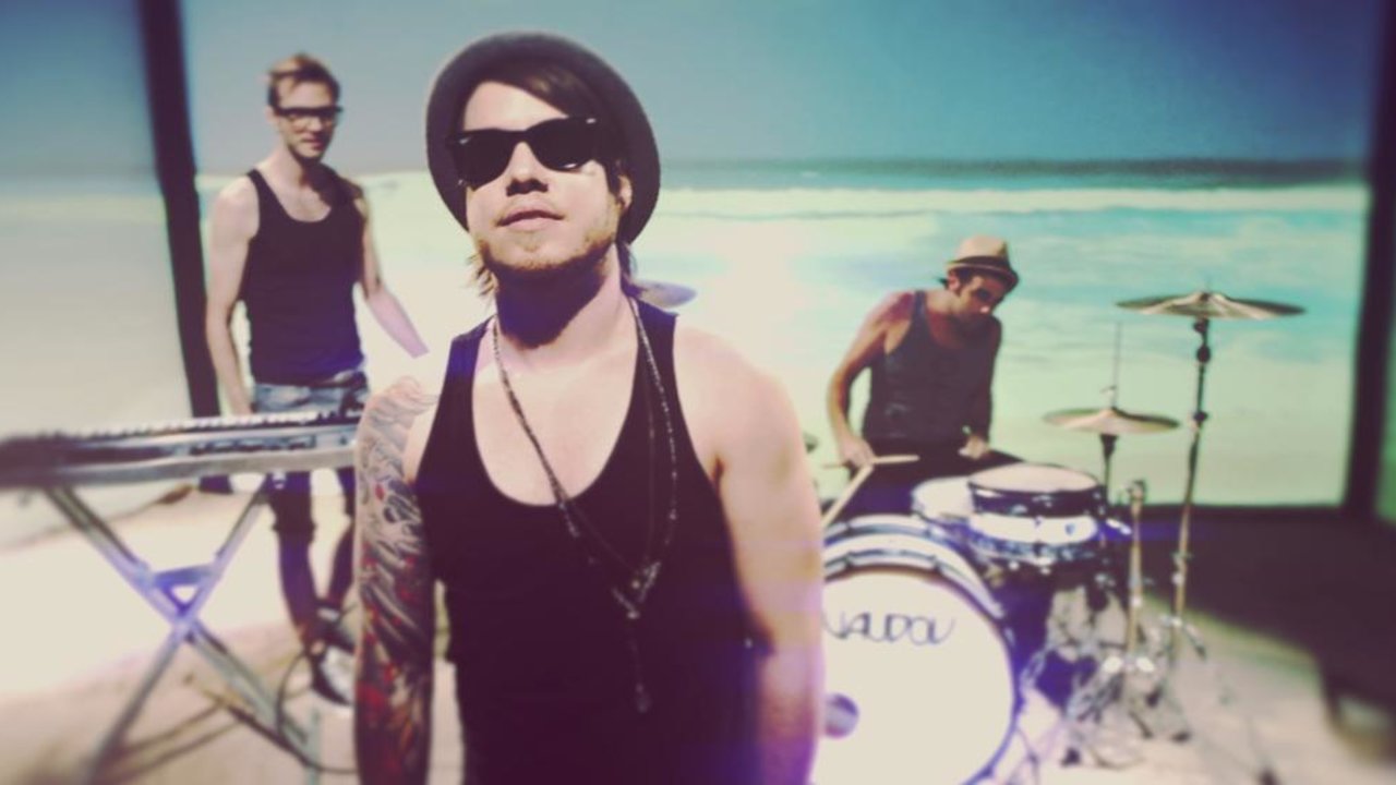 Heatwave (VIDEO)