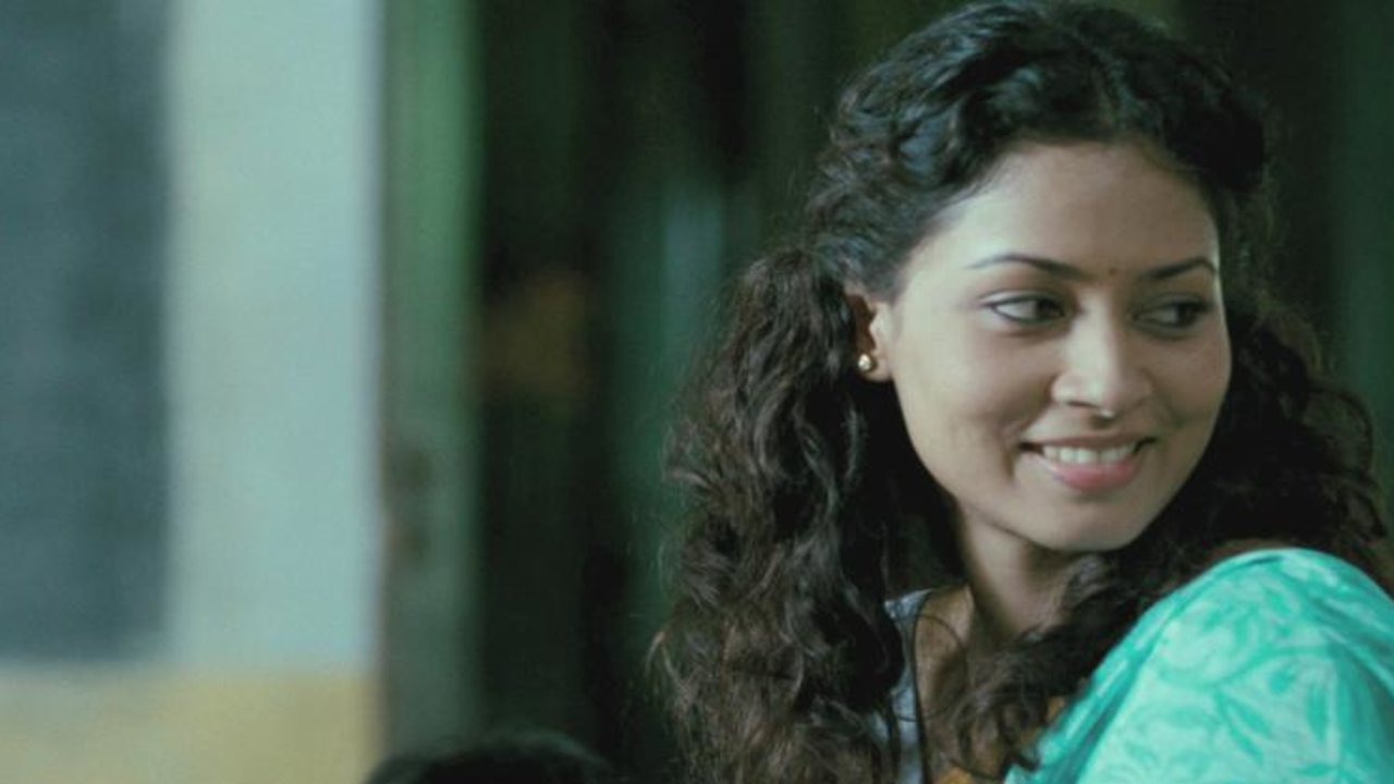 Vaalaatum Rowdy Koottam (From "Drohi")