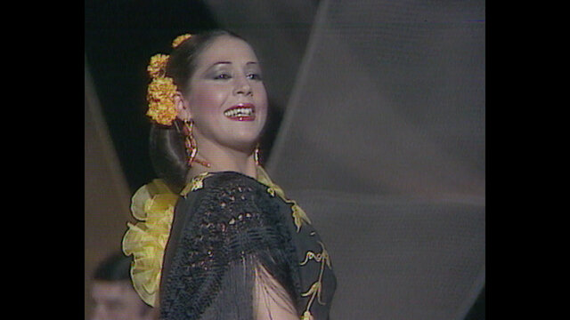 En Tu Capote de Seda (Suena la Copla (Actuación TVE))