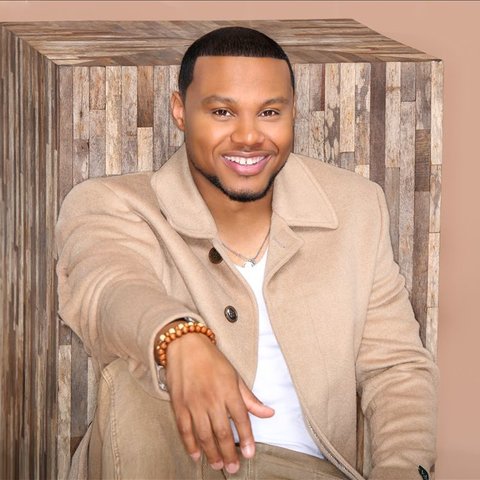 Todd Dulaney On Tidal verse g free to dance and sing, d free to lift my hands and worship, c lord i'm free, lord i'm free / chorus g i'm a free worshipper, d i'm a free worhipper, g i'm a free worshipper. todd dulaney on tidal