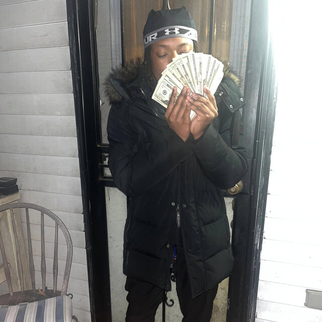 Act like he kno