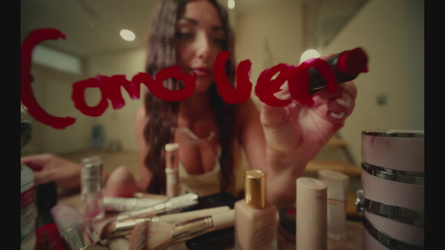 COMO VENGO (REMIX)