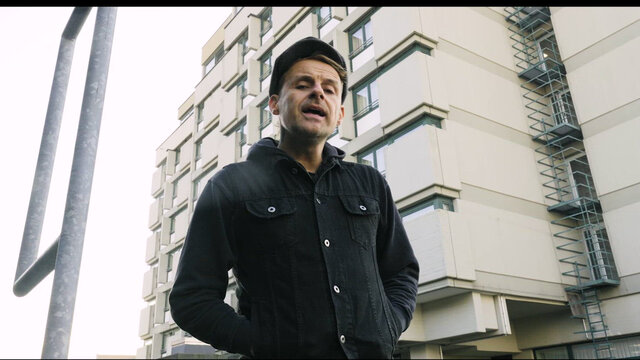 Do One (feat. Donots)