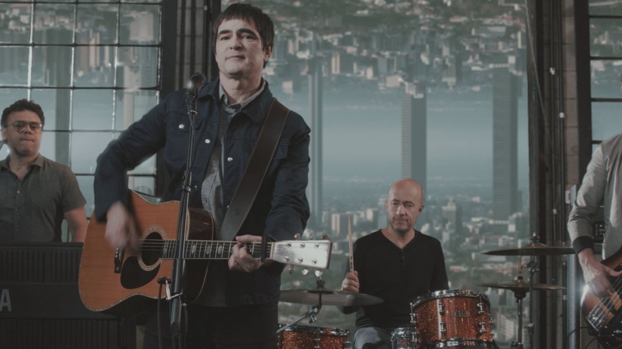 Algo Parecido (Clipe Oficial)