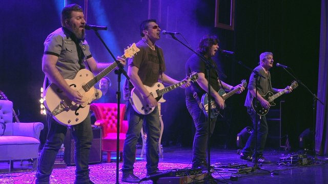 Luz (feat. André Freitas, Orquestra Musitá, Paulo Anhaia & Carlos Anhaia) (Ao Vivo)