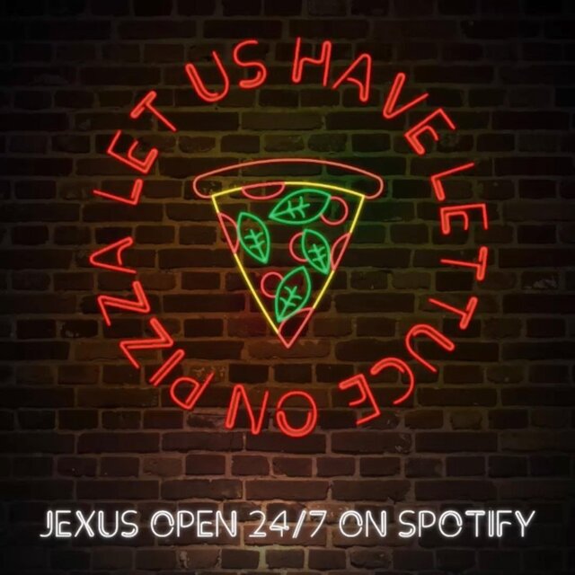 Lettuce on Pizza
