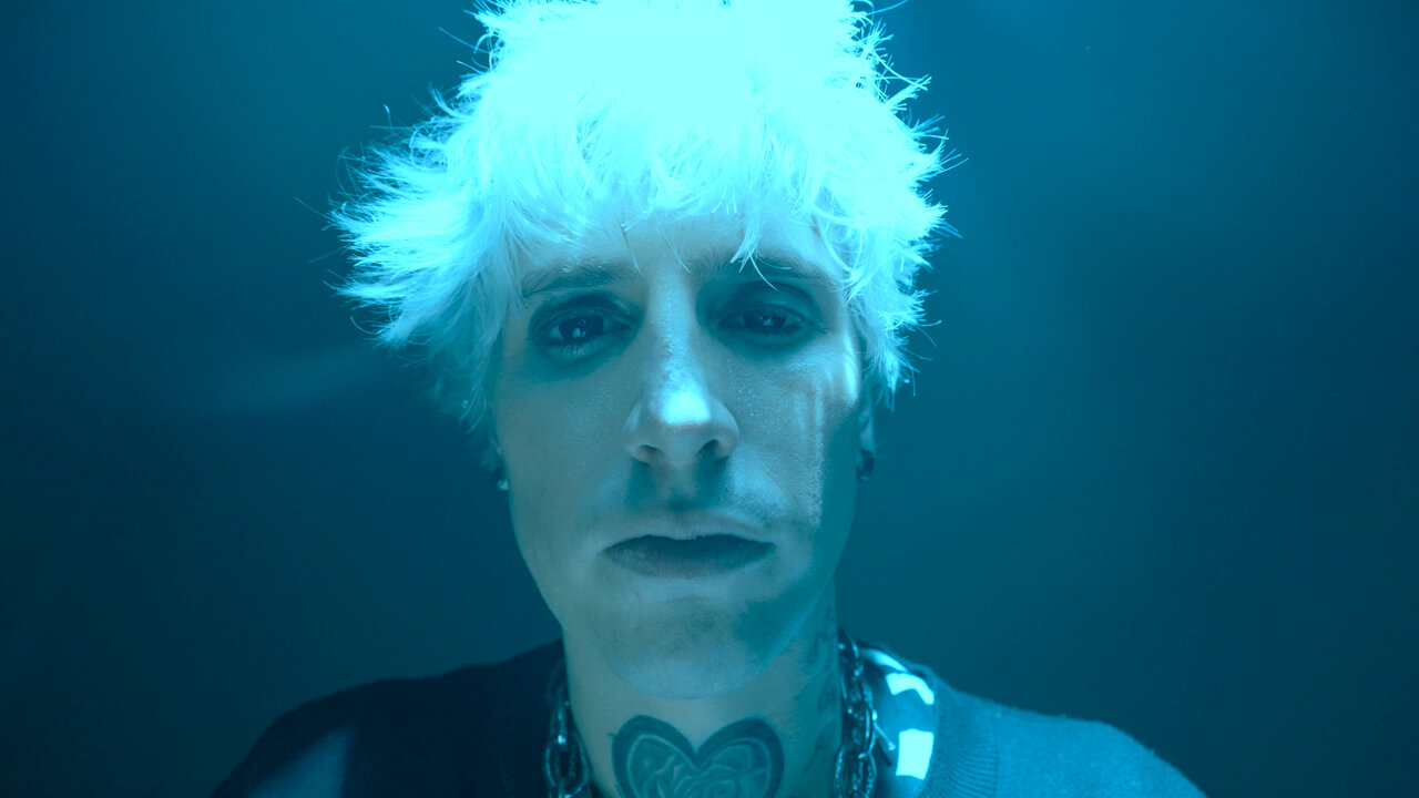 Gaslight (Official Video)