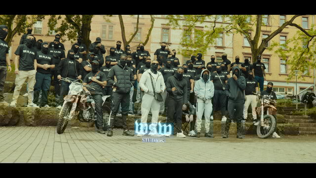 BLAQ ON BLAQ (feat. Luciano) (offizielles Musikvideo)