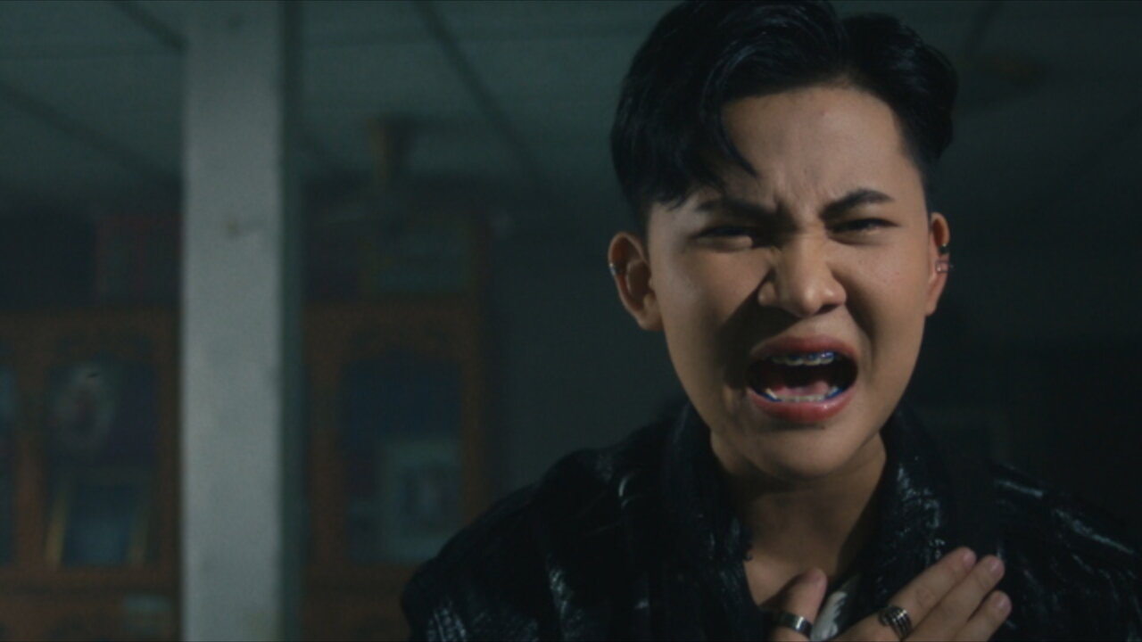 บ้าบ่พอปัว