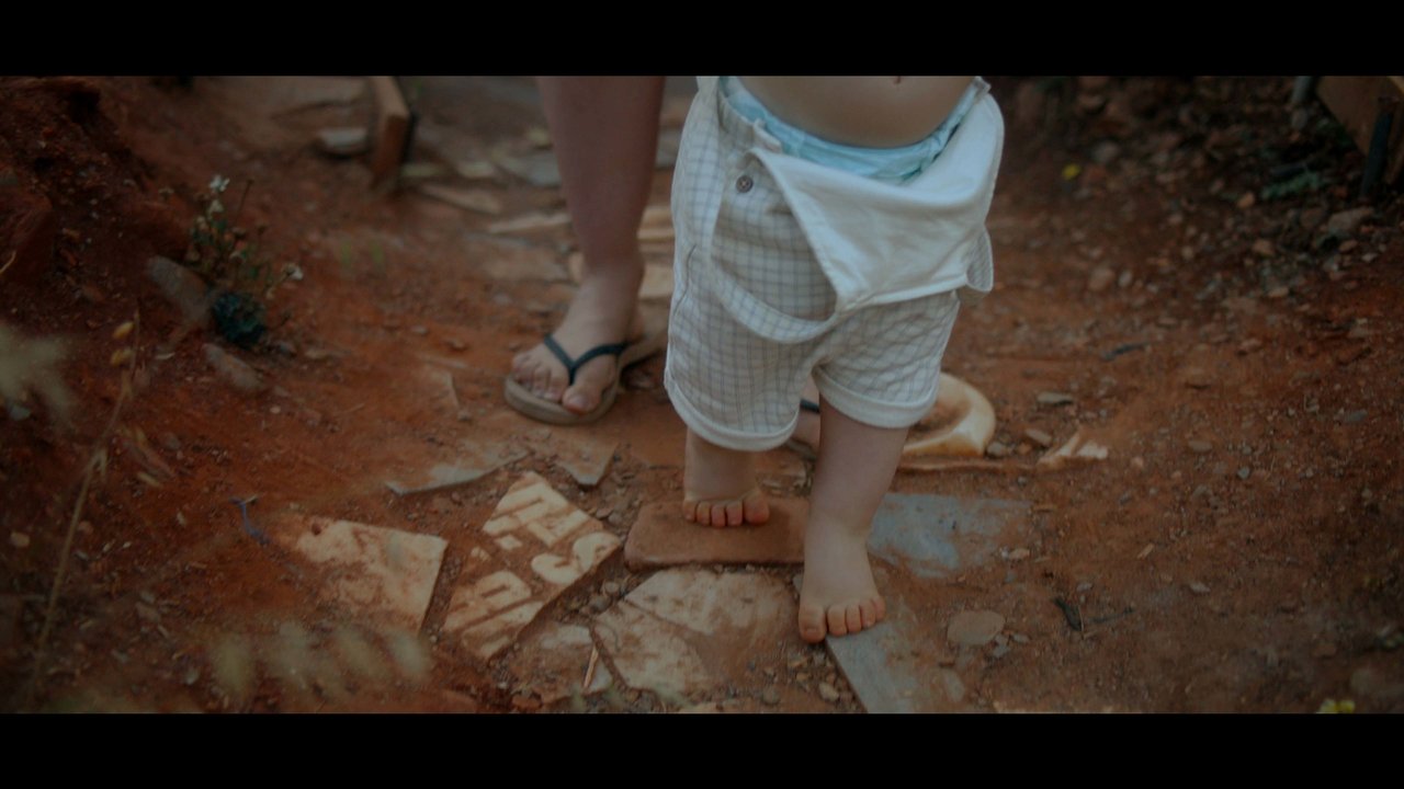 Sanuk Sabai Saduak (Video Oficial)