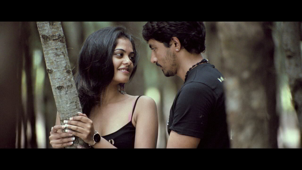 Oru Devathai (From "Veppam")